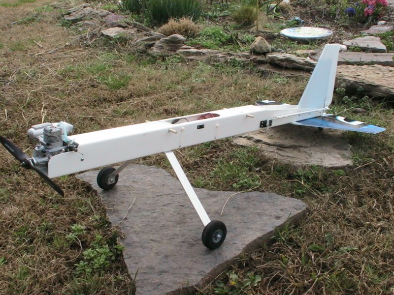  You can see the rudder servo at the back.