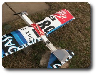  Twelve #64 rubberbands are used to hold the wing on.