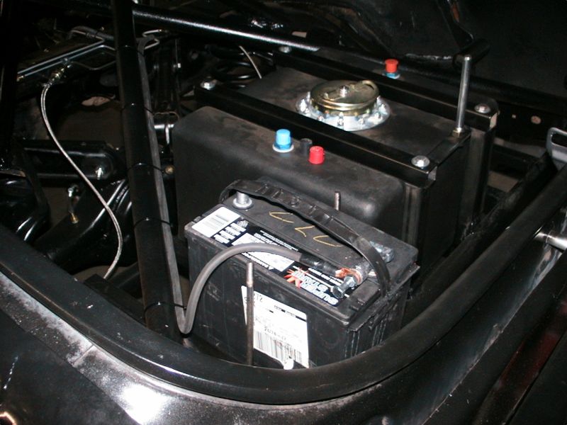  Battery and fuel cell in the trunk